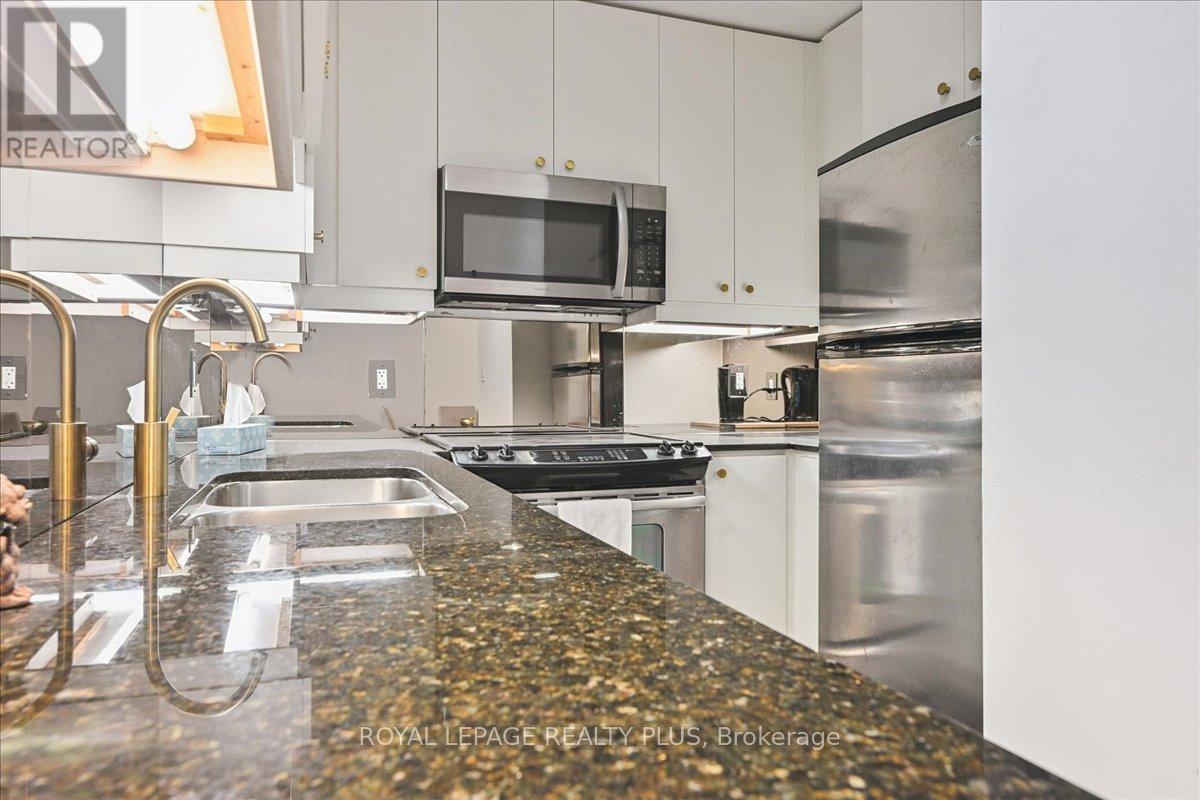 1008 - 60 Absolute Avenue, Mississauga, Ontario  L4Z 0A9 - Photo 15 - W12477340