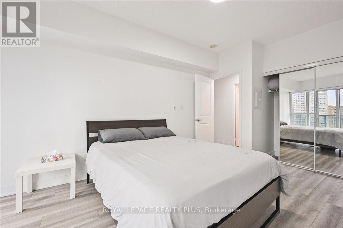 1008 - 60 Absolute Avenue, Mississauga, Ontario  L4Z 0A9 - Photo 19 - W12477340