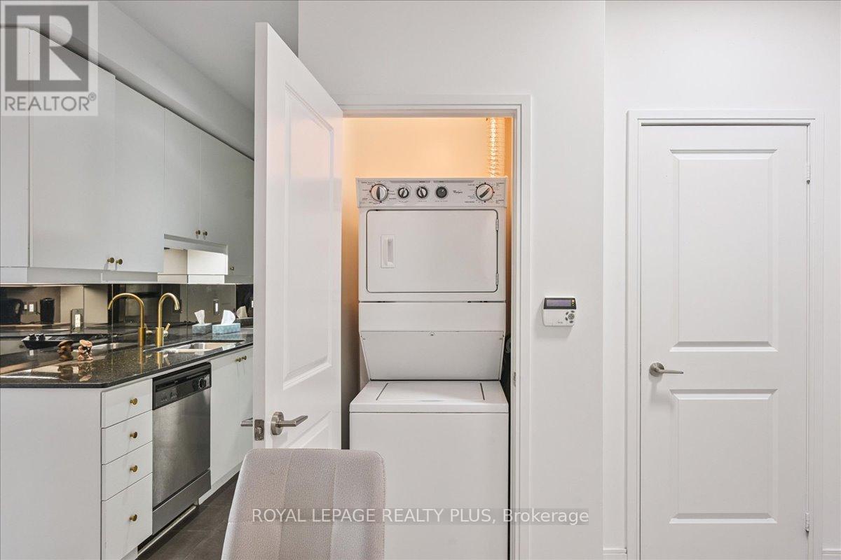 1008 - 60 Absolute Avenue, Mississauga, Ontario  L4Z 0A9 - Photo 21 - W12477340
