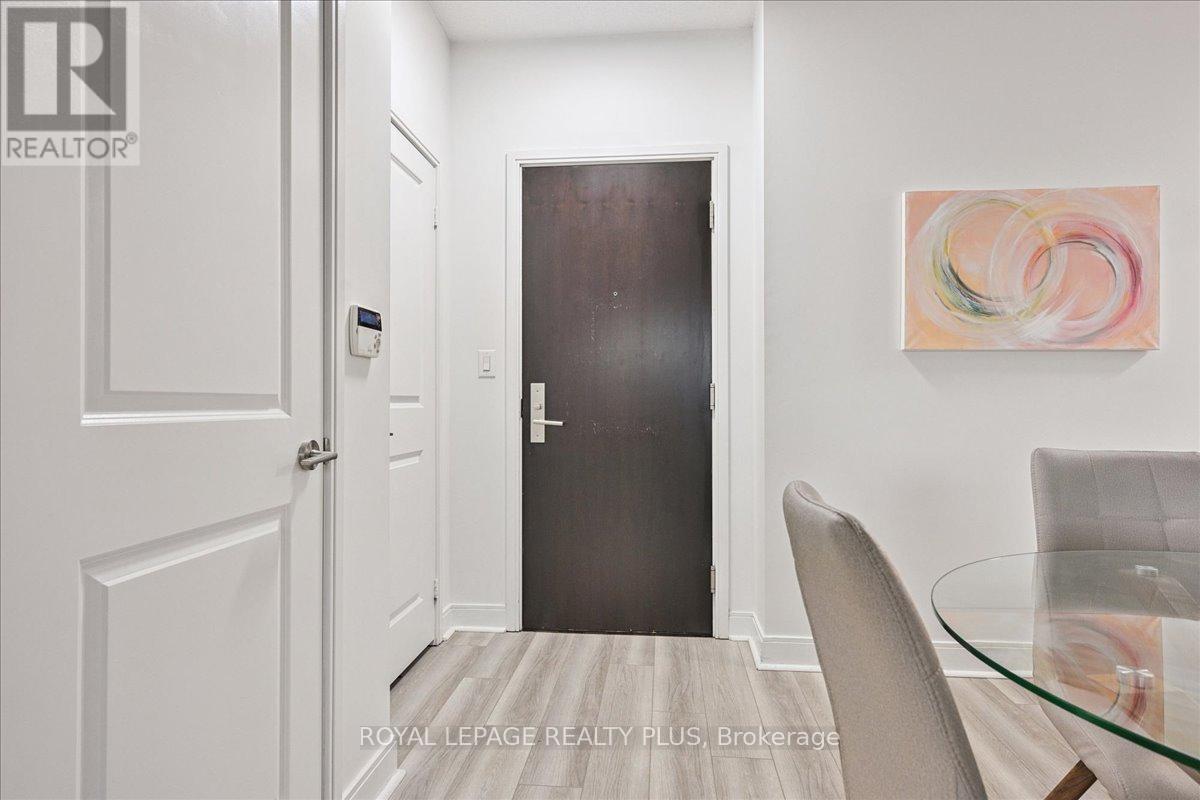 1008 - 60 Absolute Avenue, Mississauga, Ontario  L4Z 0A9 - Photo 6 - W12477340