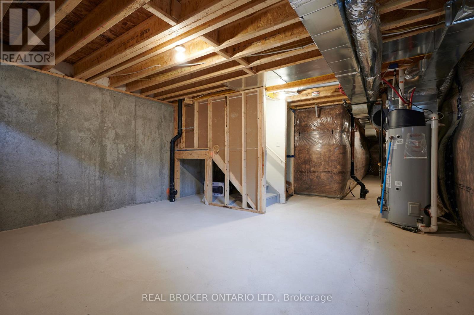 3957 Koenig Road, Burlington, Ontario  L7M 0Z7 - Photo 21 - W12477344