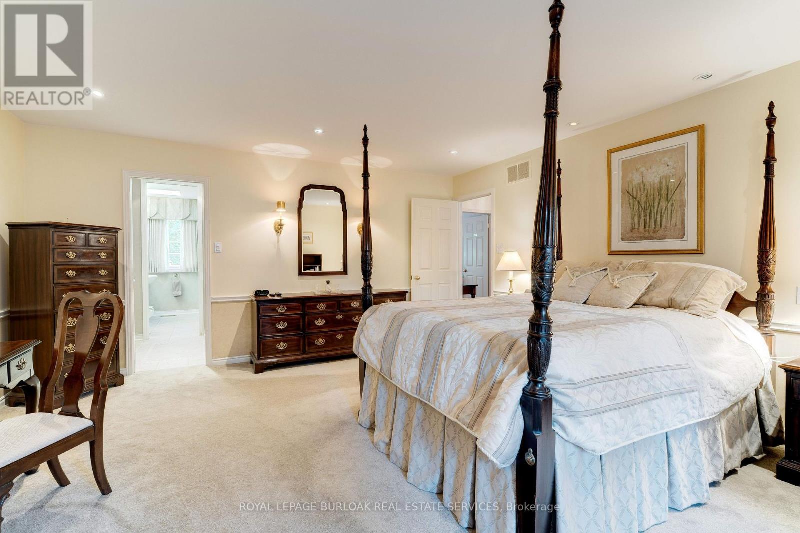 166 Maple Grove Drive, Oakville, Ontario  L6J 4V1 - Photo 23 - W12477350