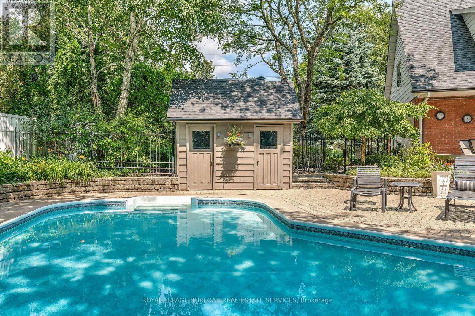 166 Maple Grove Drive, Oakville, Ontario  L6J 4V1 - Photo 38 - W12477350