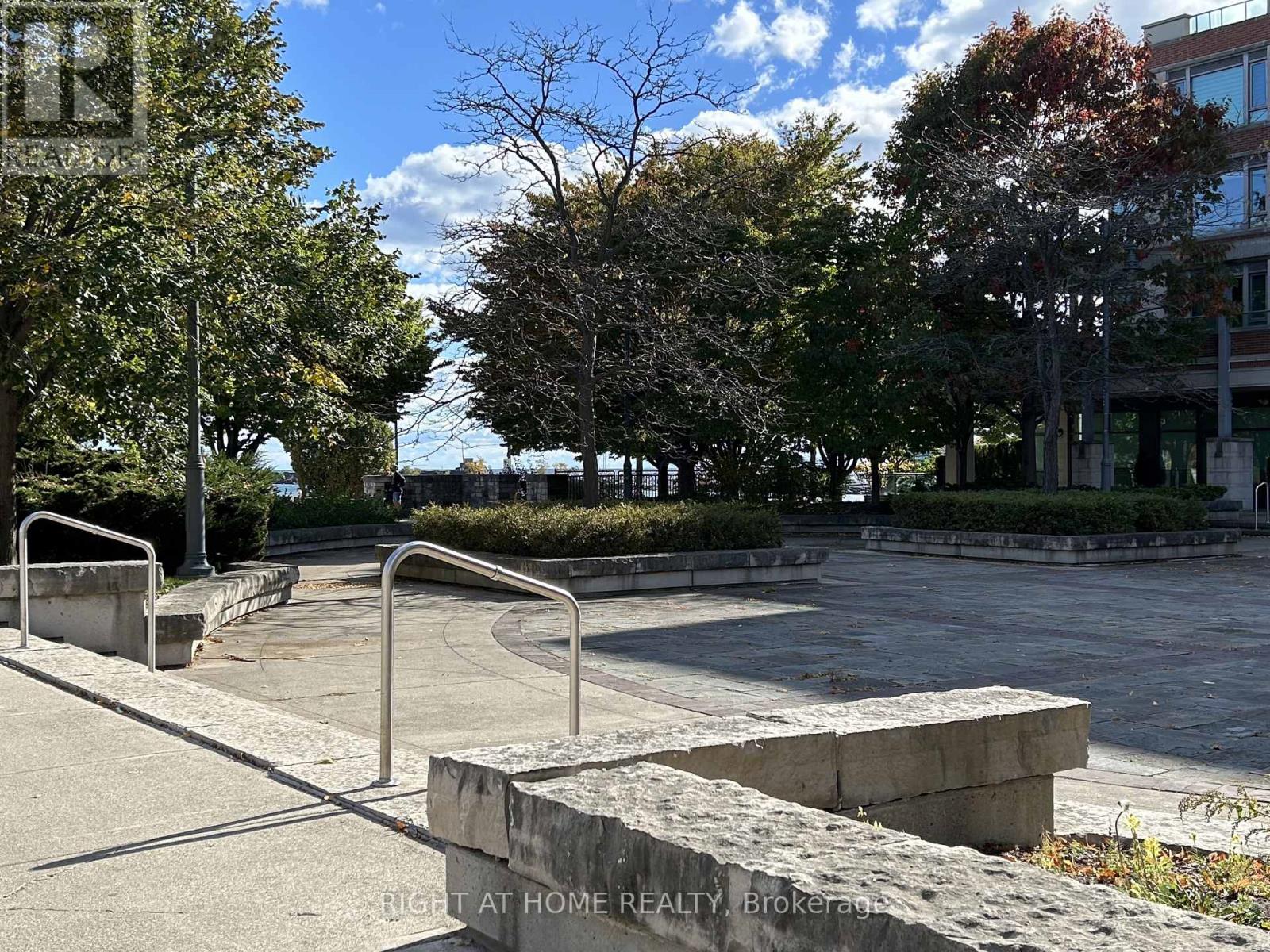 213 - 65 Port Street E, Mississauga, Ontario  L5G 4V3 - Photo 16 - W12477353