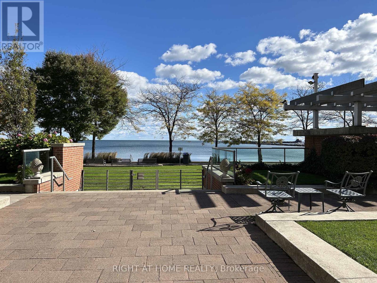 213 - 65 Port Street E, Mississauga, Ontario  L5G 4V3 - Photo 3 - W12477353