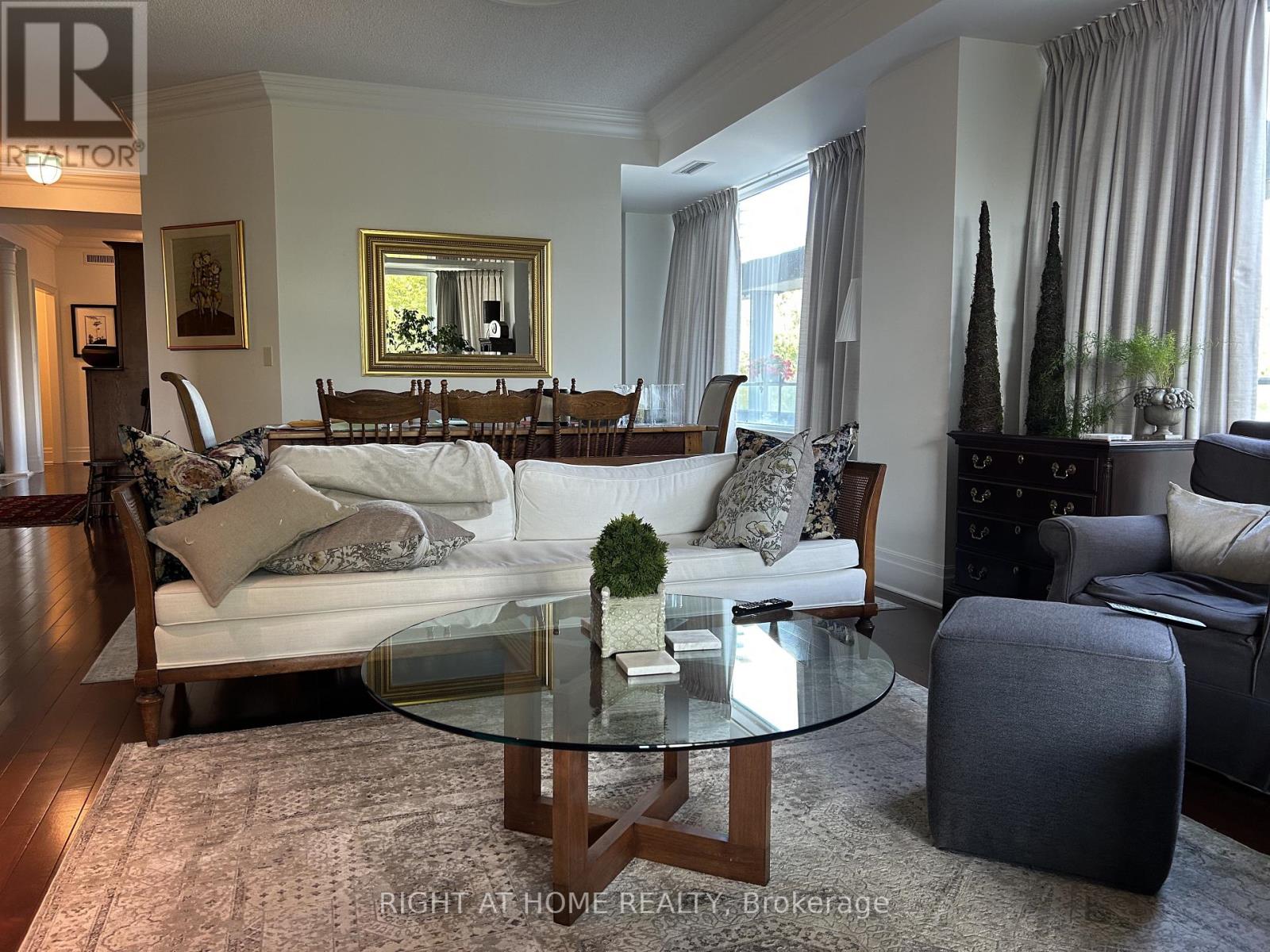213 - 65 Port Street E, Mississauga, Ontario  L5G 4V3 - Photo 9 - W12477353