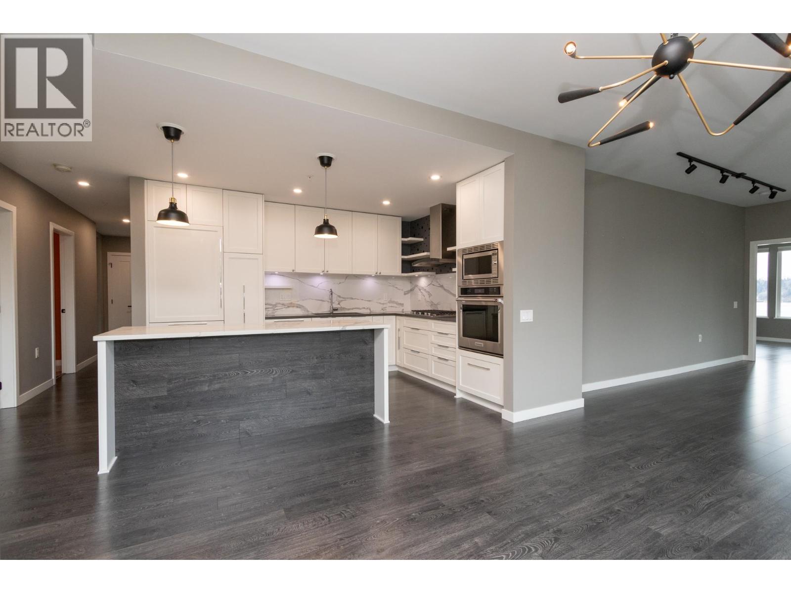 403 3911 Cates Landing, North Vancouver, British Columbia  V7G 0A6 - Photo 8 - R3061287