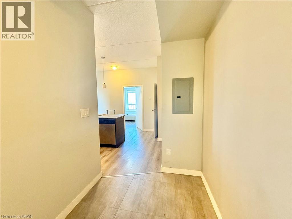 318 Spruce Street Unit# 1907, Waterloo, Ontario  N2L 0E9 - Photo 4 - 40781599