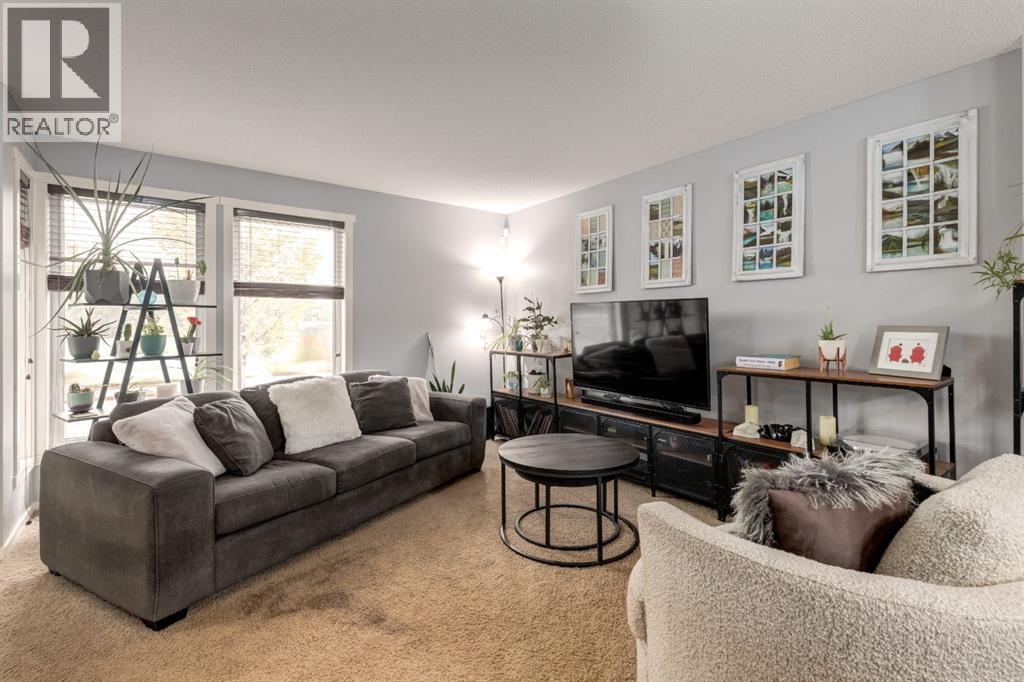 204 Walden Drive Se, Calgary, Alberta  T2X 0P3 - Photo 3 - A2254793