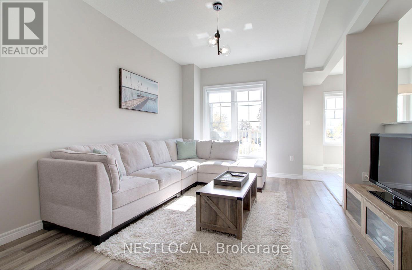 7 Pim Lane, Hamilton, Ontario  L9K 0K1 - Photo 12 - X12477321