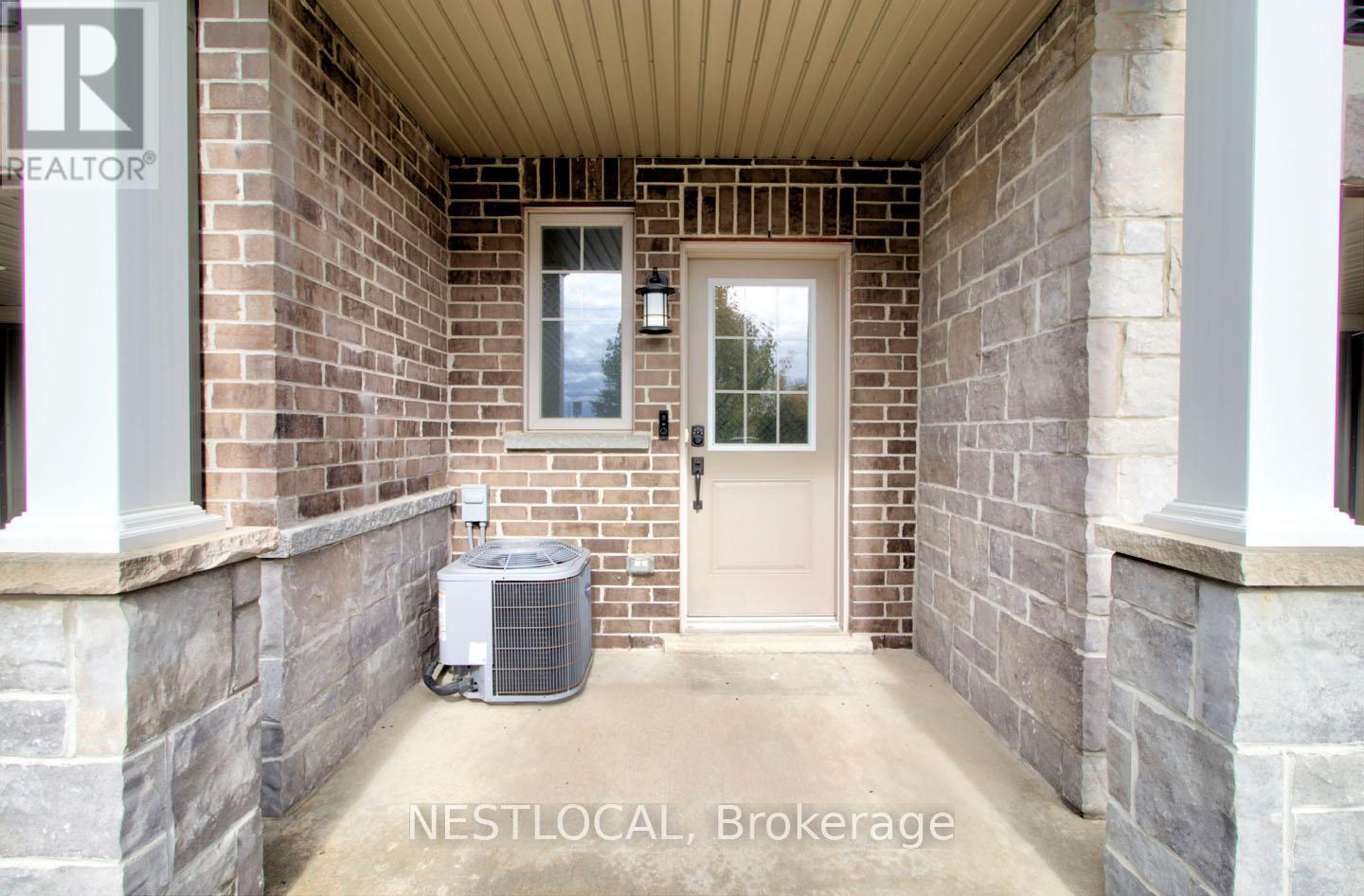 7 Pim Lane, Hamilton, Ontario  L9K 0K1 - Photo 3 - X12477321