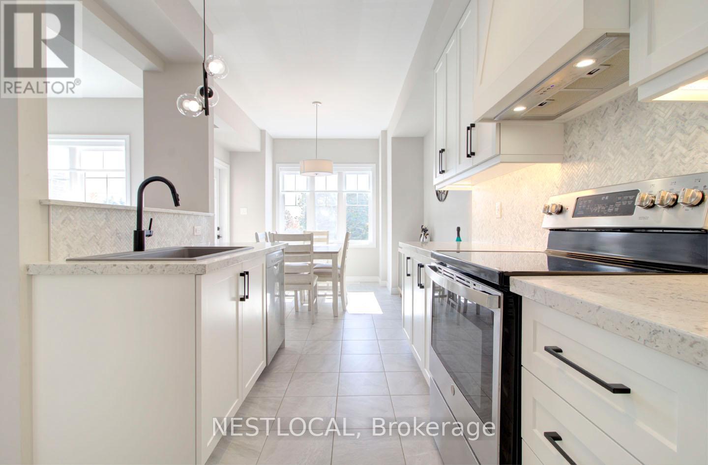 7 Pim Lane, Hamilton, Ontario  L9K 0K1 - Photo 8 - X12477321