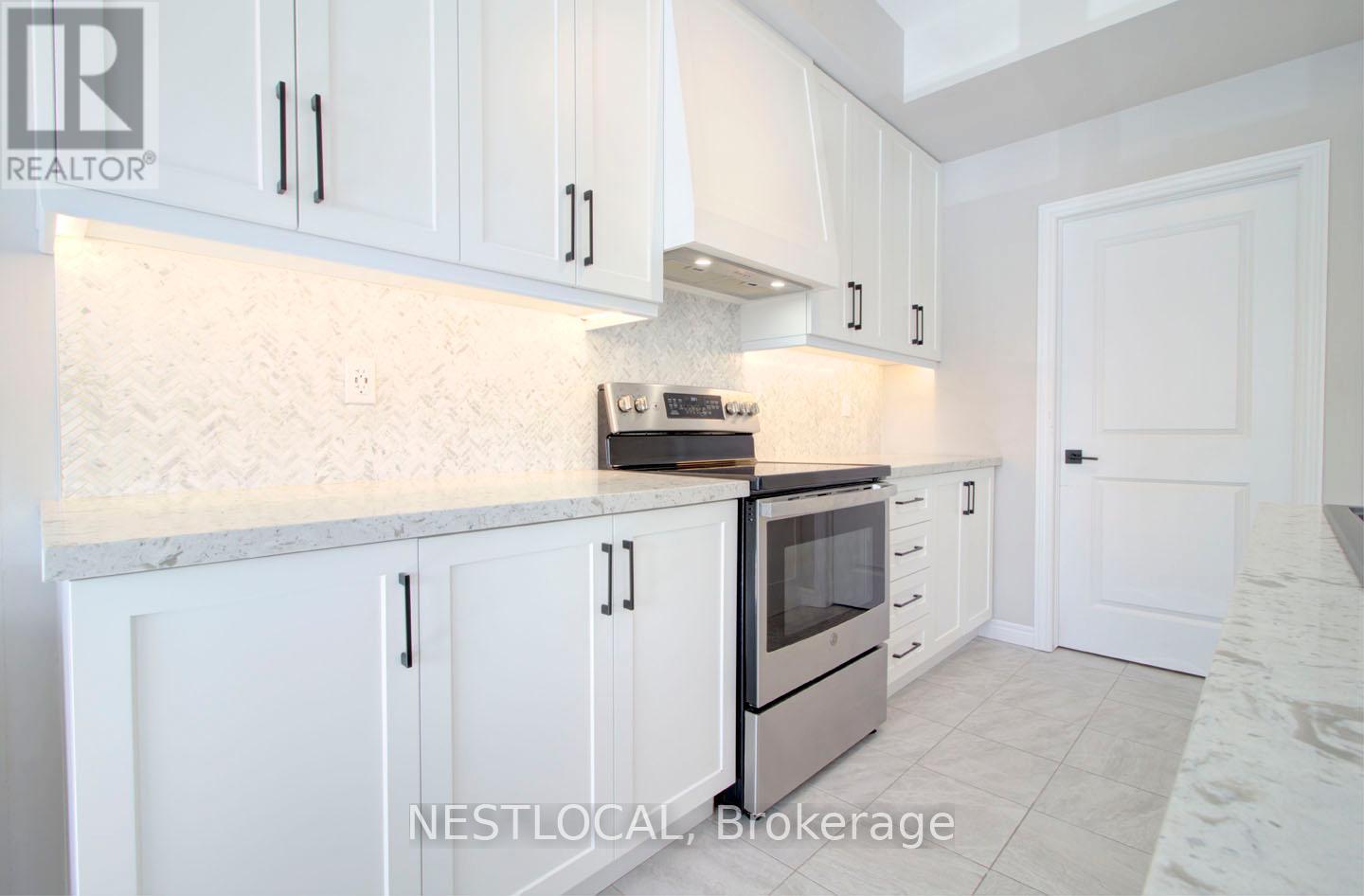 7 Pim Lane, Hamilton, Ontario  L9K 0K1 - Photo 9 - X12477321