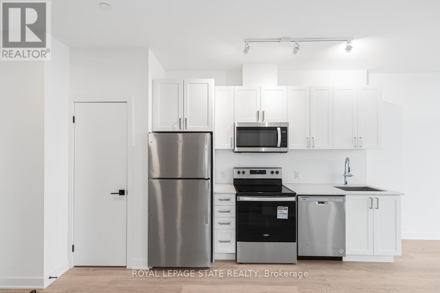 813 - 2782 Barton Street E, Hamilton, Ontario  L8E 2J8 - Photo 16 - X12477325