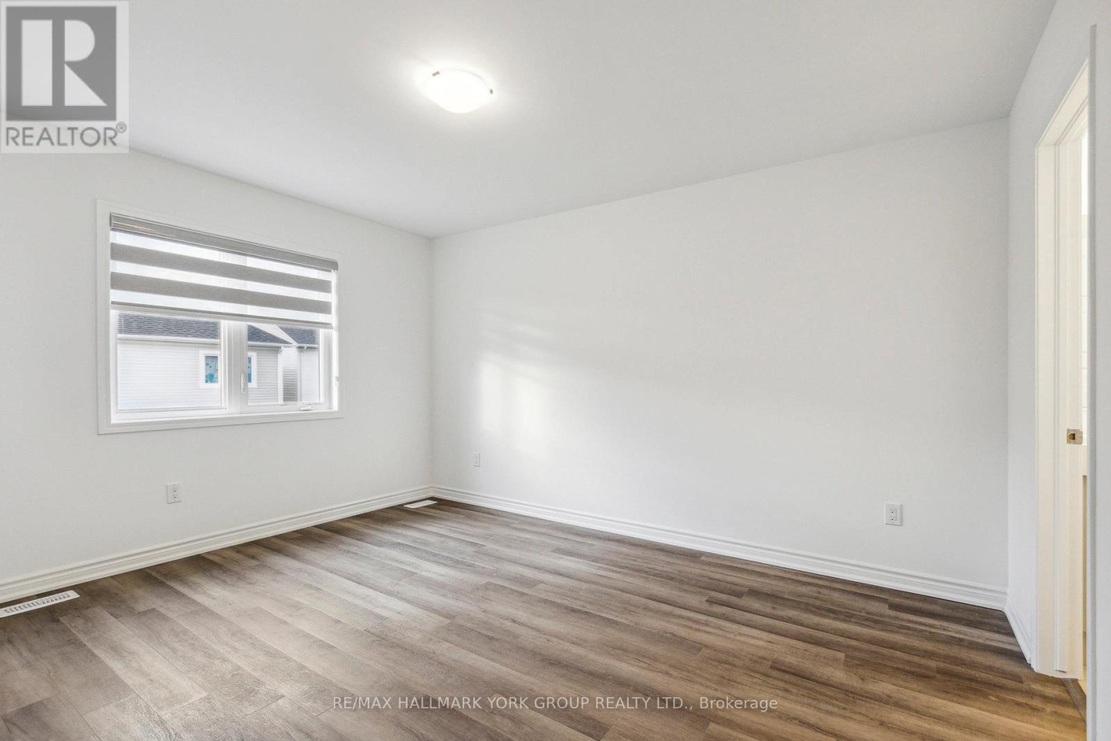 54 Histand Trail, Kitchener, Ontario  N2R 0S2 - Photo 17 - X12477358