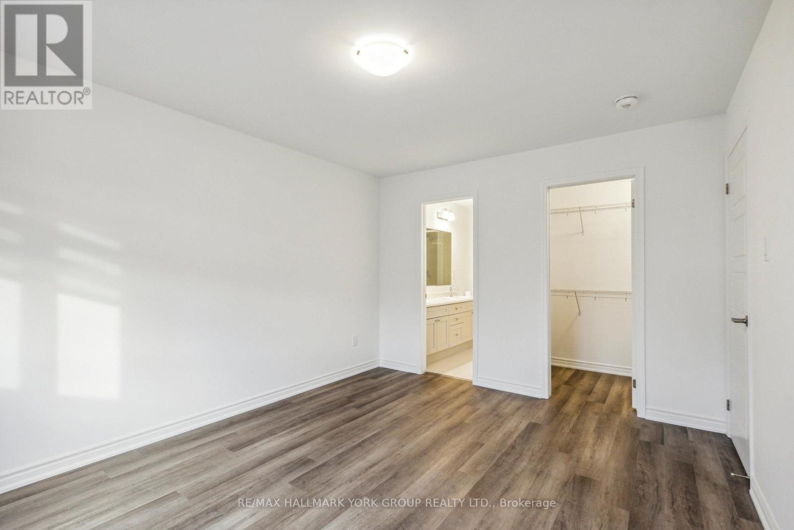 54 Histand Trail, Kitchener, Ontario  N2R 0S2 - Photo 18 - X12477358