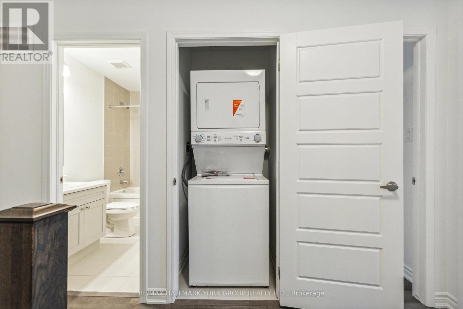54 Histand Trail, Kitchener, Ontario  N2R 0S2 - Photo 24 - X12477358