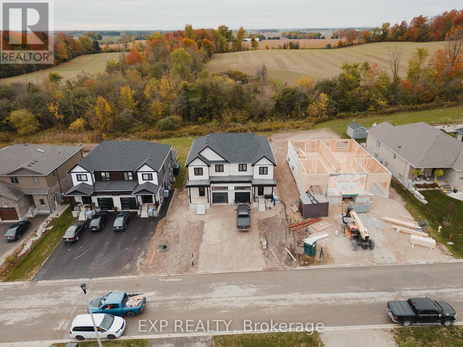 139 Pugh Street, Perth East, Ontario  N0K 1M0 - Photo 34 - X12477361