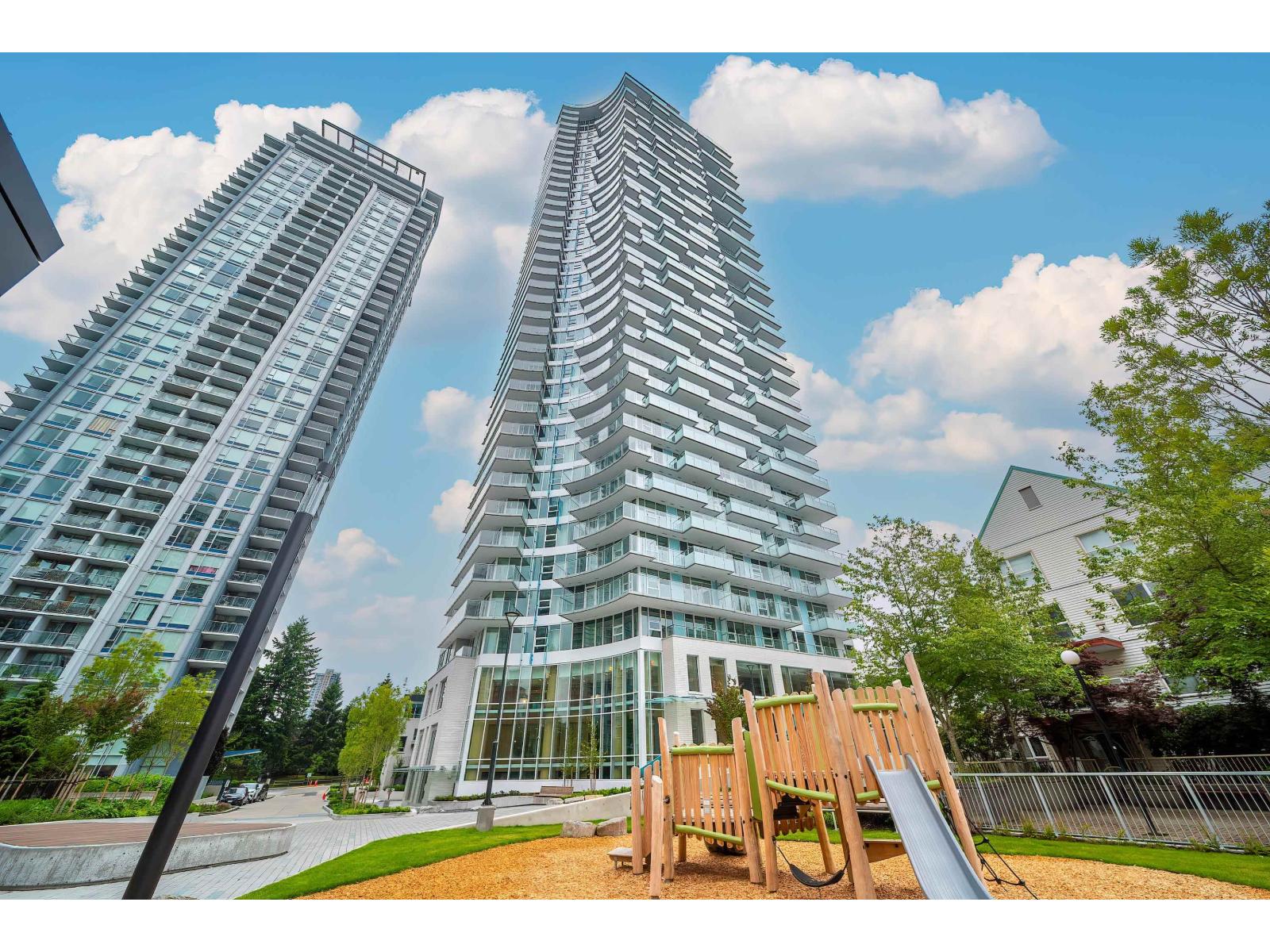 3301 13768 100 AVENUE, Surrey, British Columbia