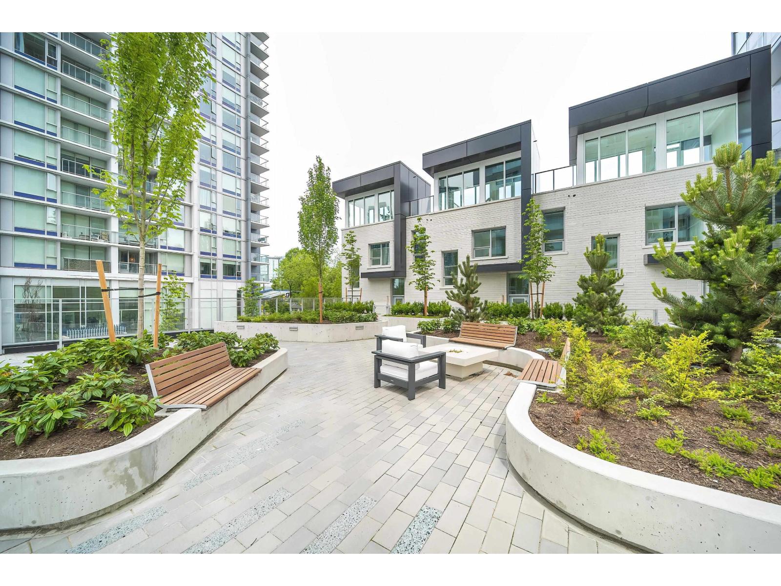 3301 13768 100 Avenue, Surrey, British Columbia  V3T 0V2 - Photo 4 - R3019771