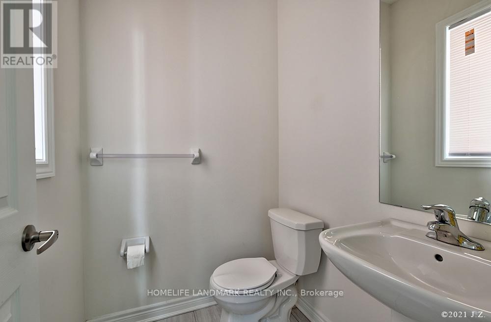 28 Titan Trail, Markham, Ontario  L3S 0E2 - Photo 11 - N12375336
