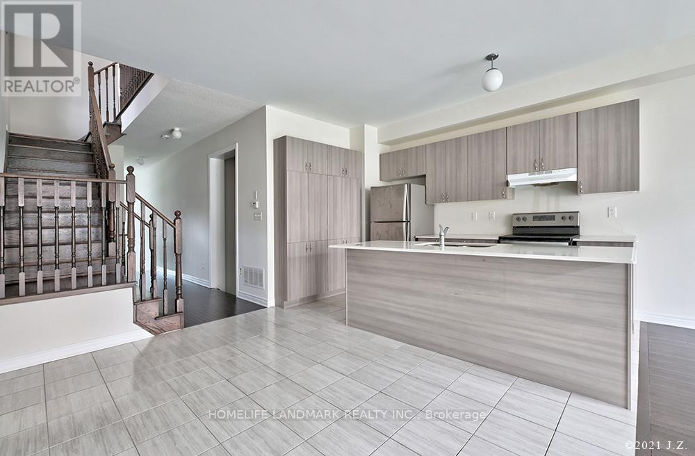 28 Titan Trail, Markham, Ontario  L3S 0E2 - Photo 6 - N12375336