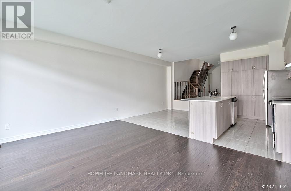 28 Titan Trail, Markham, Ontario  L3S 0E2 - Photo 8 - N12375336