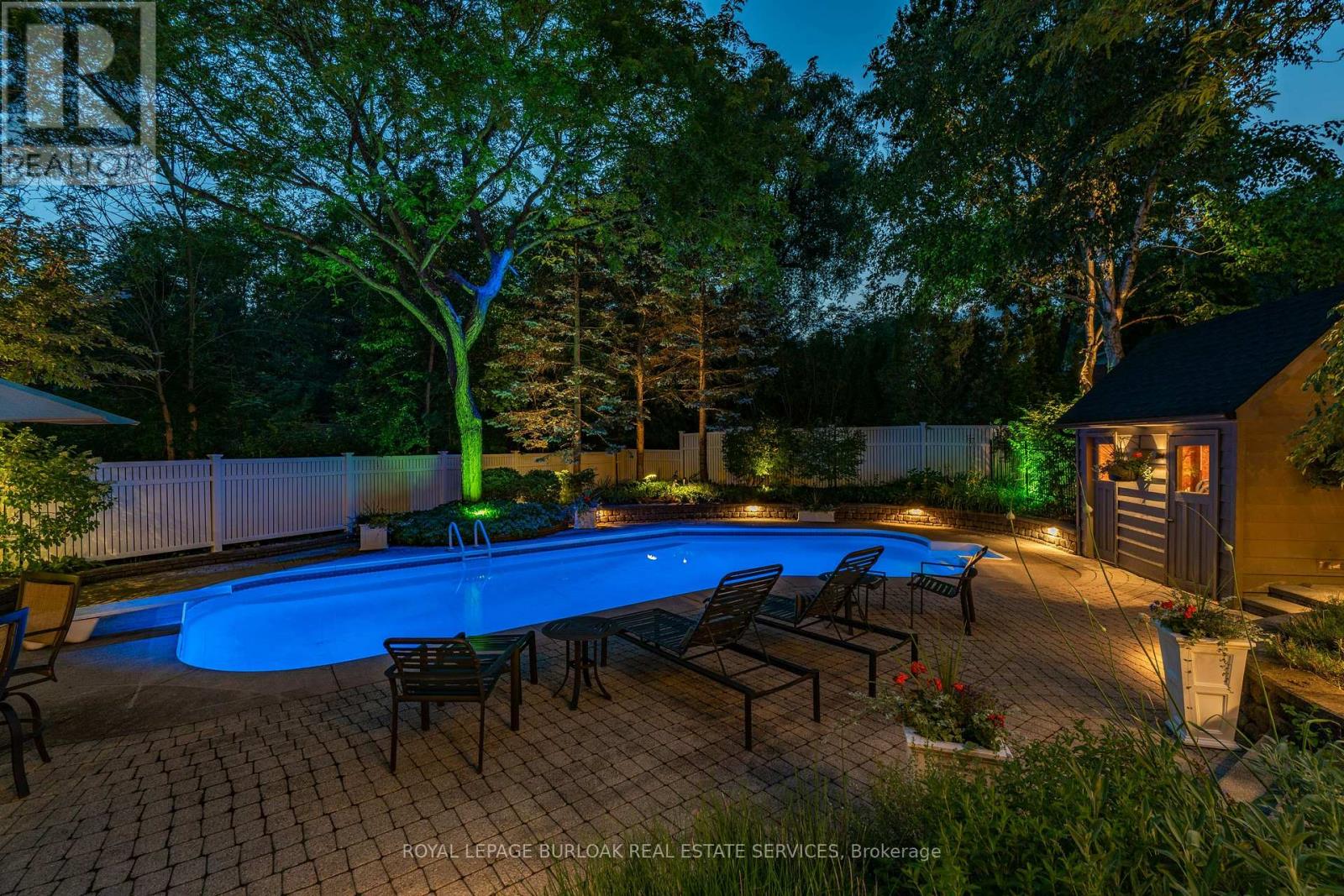 166 Maple Grove Drive, Oakville, Ontario  L6J 4V1 - Photo 43 - W12477350