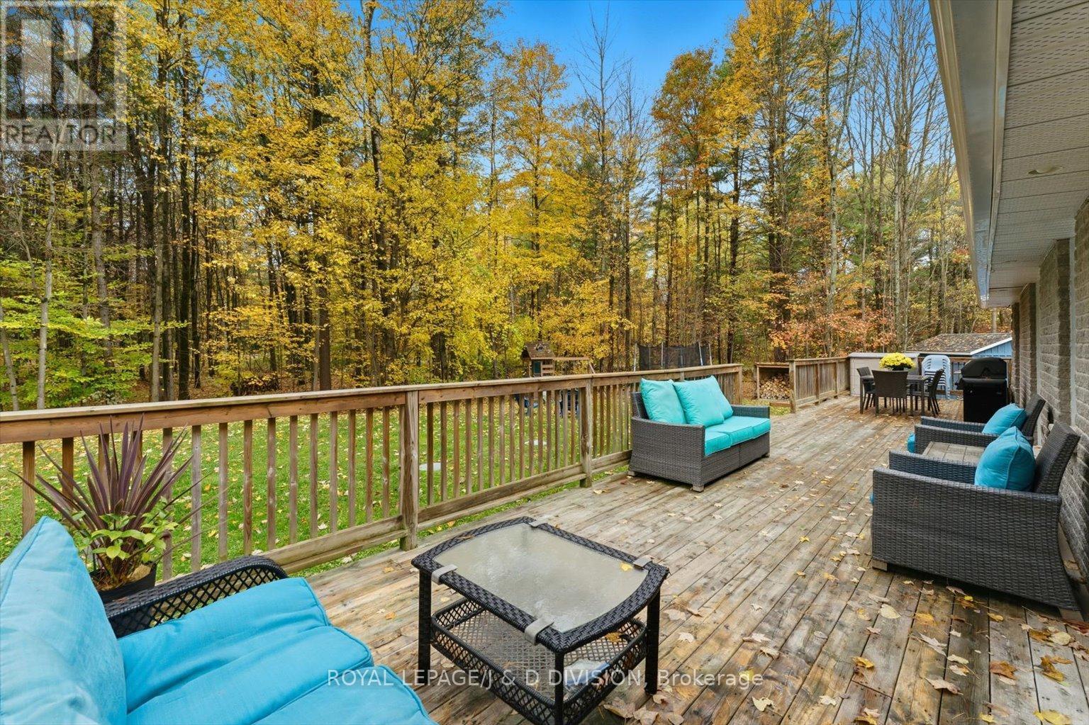 2925 Pinecone Trail, Severn, Ontario  L0K 2B0 - Photo 39 - S12476986