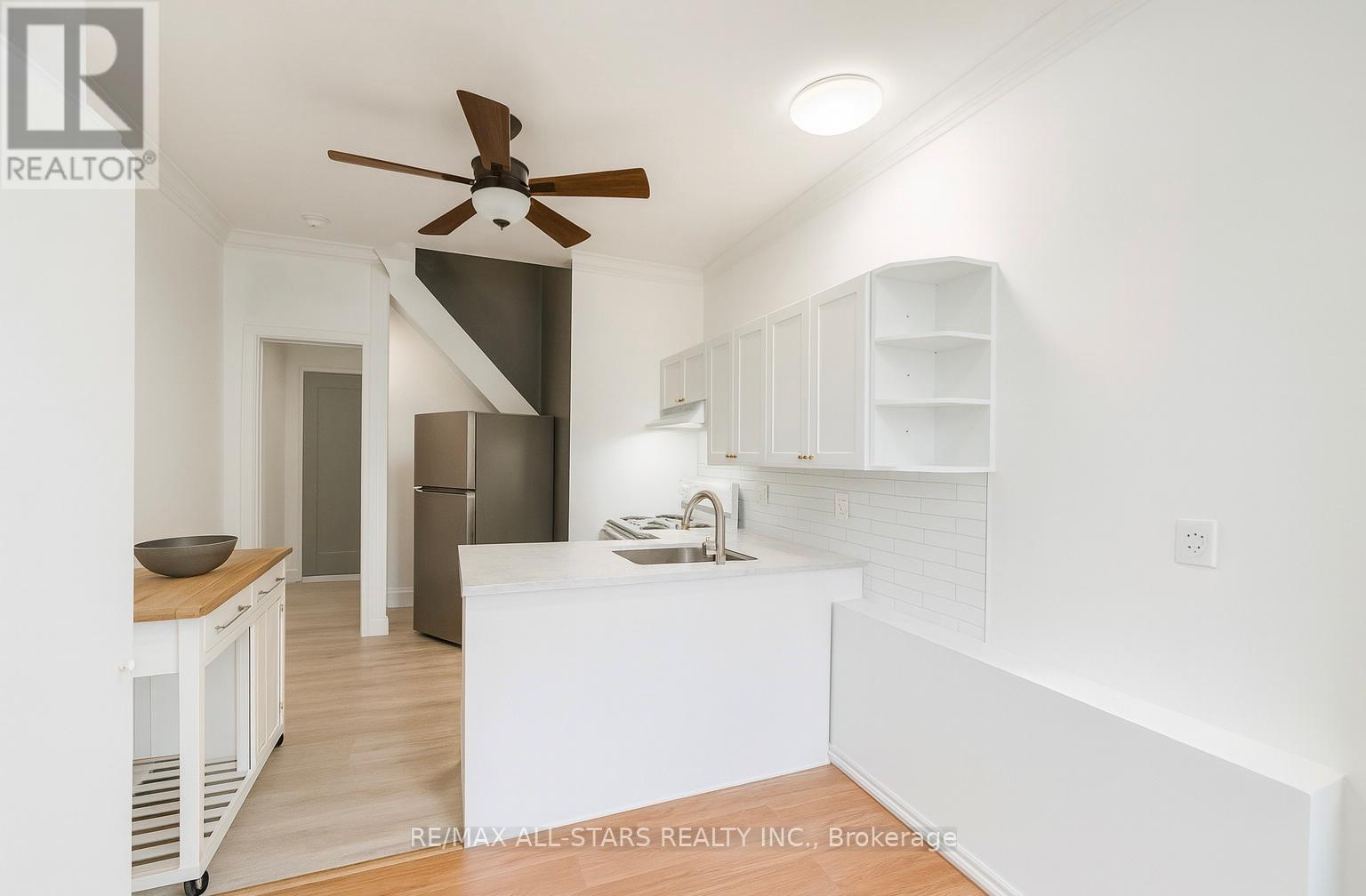 1 - 1918a Queen Street E, Toronto, Ontario  M4L 1H6 - Photo 3 - E12469990