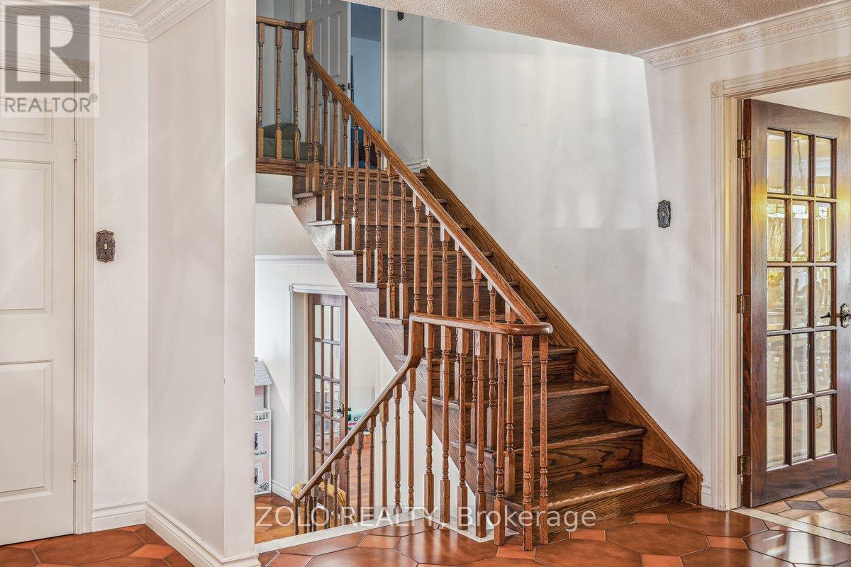 95 Pemberton Road, Richmond Hill (North Richvale), Ontario  L4C 3T6 - Photo 15 - N12461880