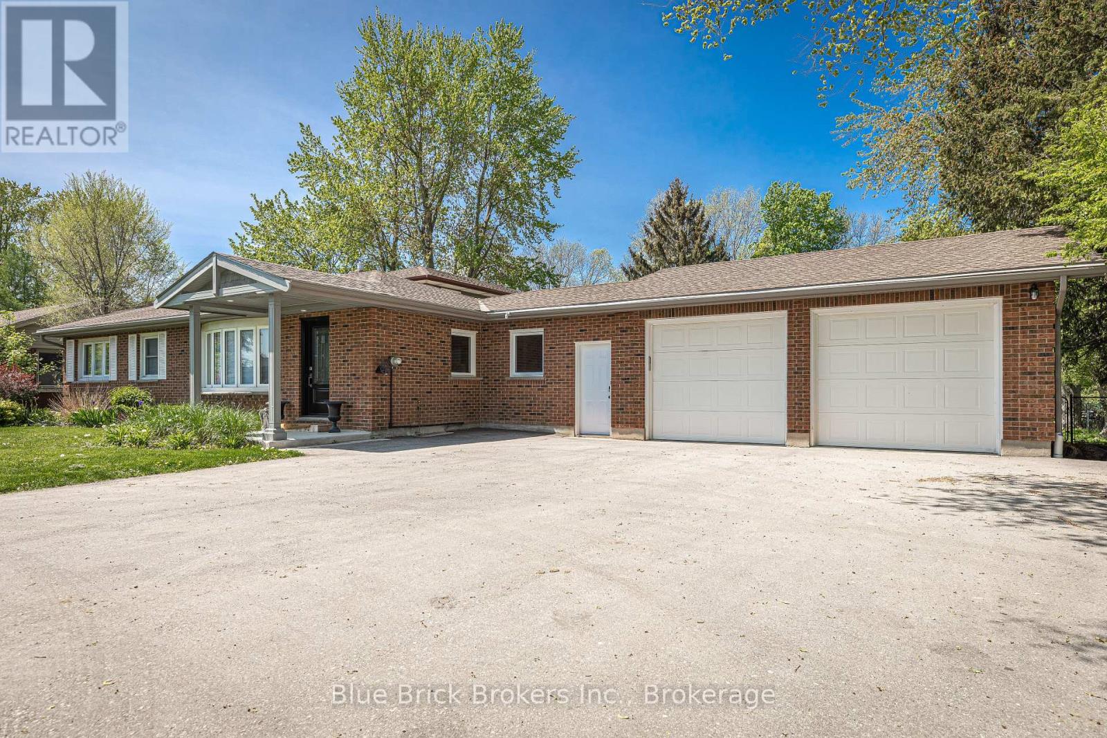 2320 Hyde Park Road N, London North, Ontario  N6H 5K2 - Photo 8 - X12476549