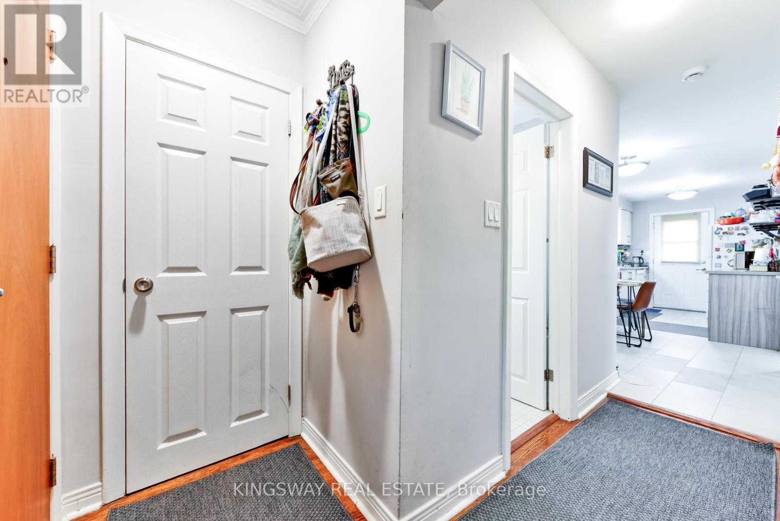 29 Evans Avenue, Toronto (Mimico), Ontario  M8Z 1H4 - Photo 40 - W12458747