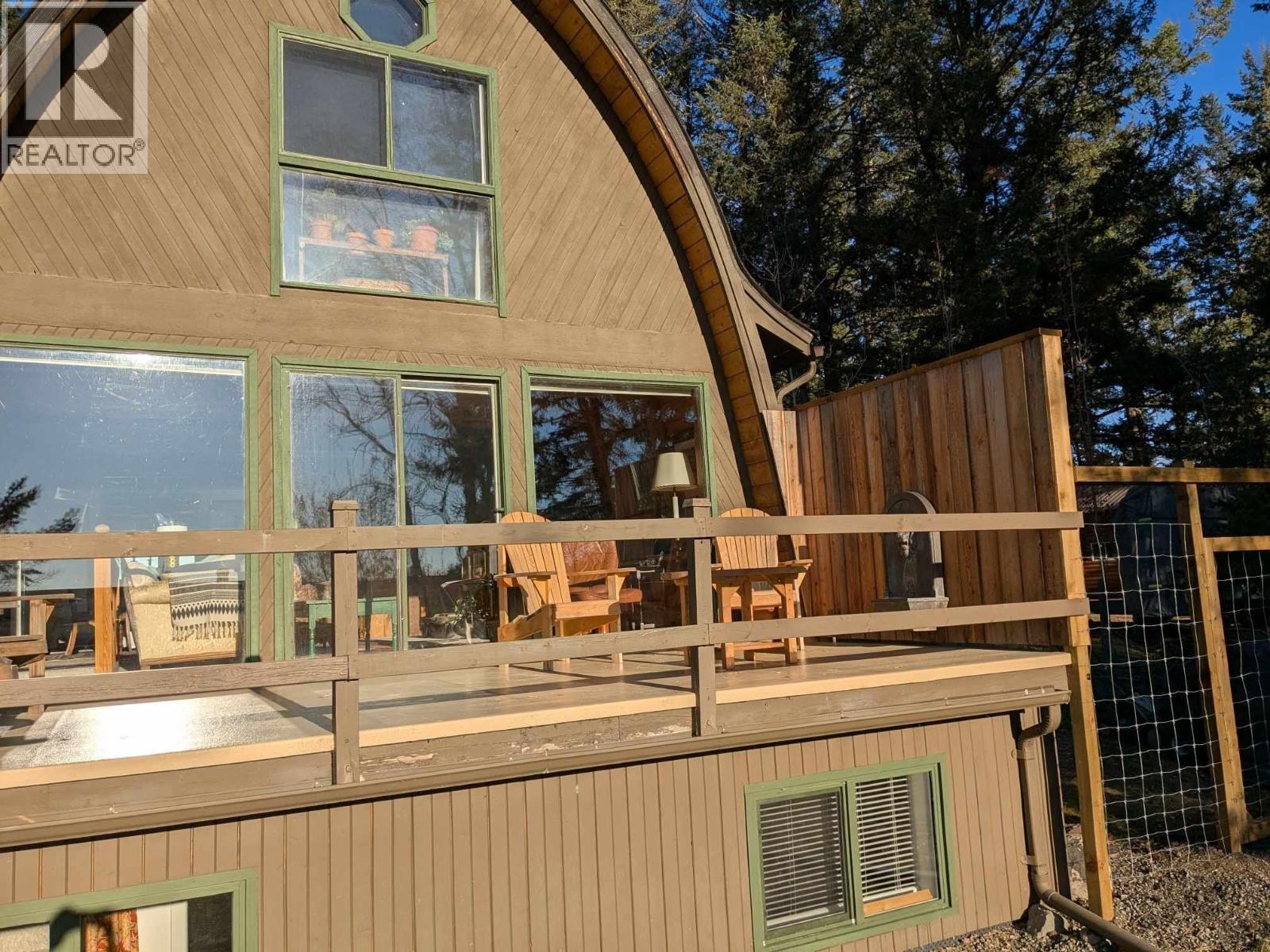 5359 Annaham Crescent, 108 Mile Ranch, British Columbia  V0K 2Z0 - Photo 2 - R3060516