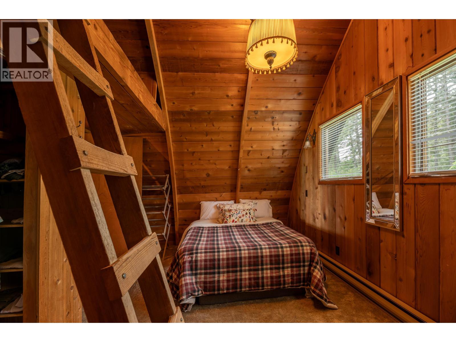 5359 Annaham Crescent, 108 Mile Ranch, British Columbia  V0K 2Z0 - Photo 32 - R3060516