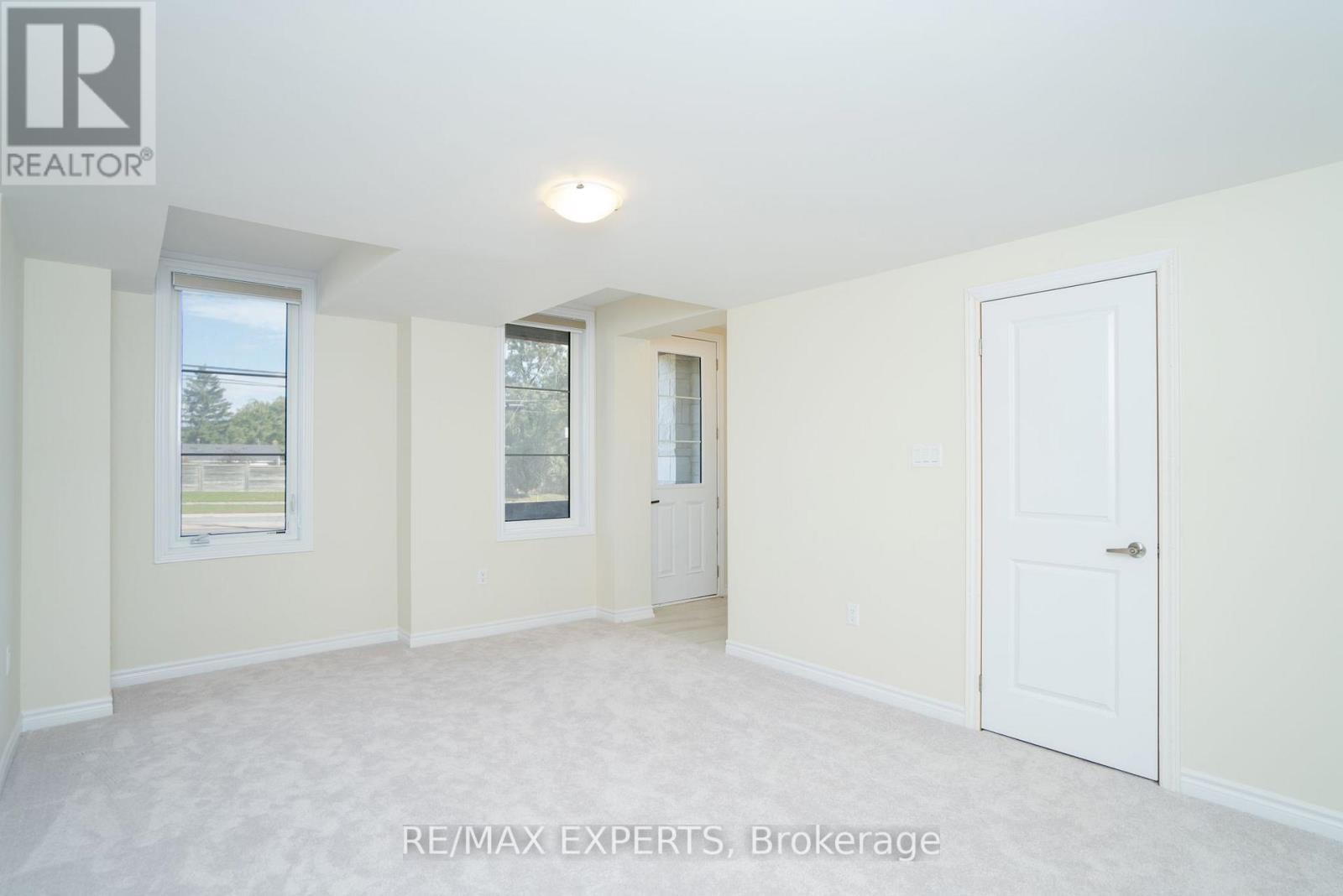 1455 National Common Crescent, Burlington, Ontario  L7P 0V7 - Photo 24 - W12477283