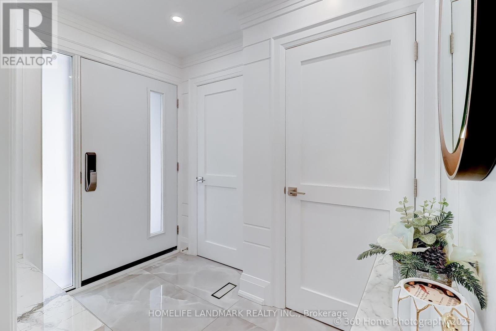 24 Evanston Drive, Toronto, Ontario  M3H 5P1 - Photo 10 - C12477370