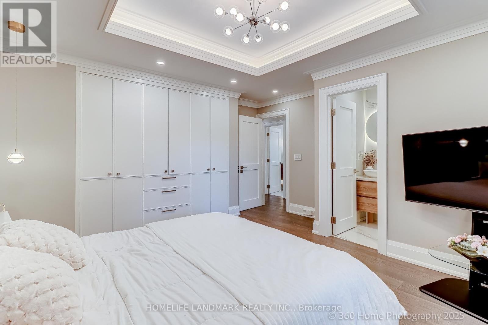24 Evanston Drive, Toronto, Ontario  M3H 5P1 - Photo 12 - C12477370