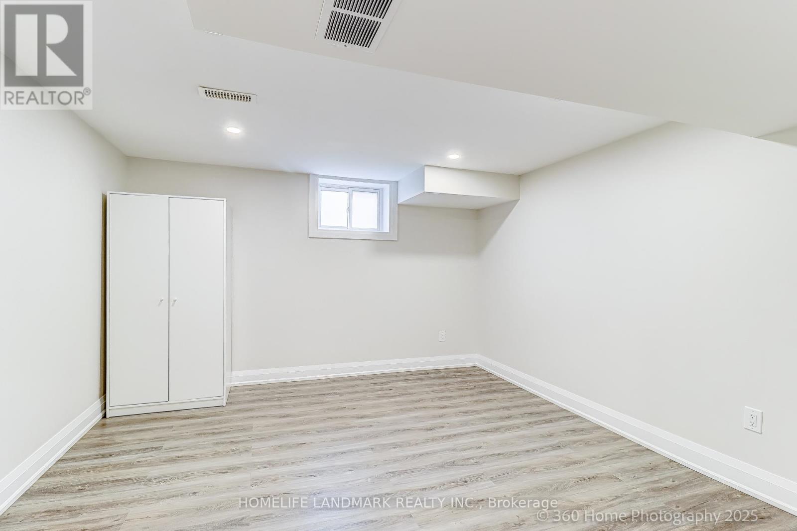 24 Evanston Drive, Toronto, Ontario  M3H 5P1 - Photo 19 - C12477370