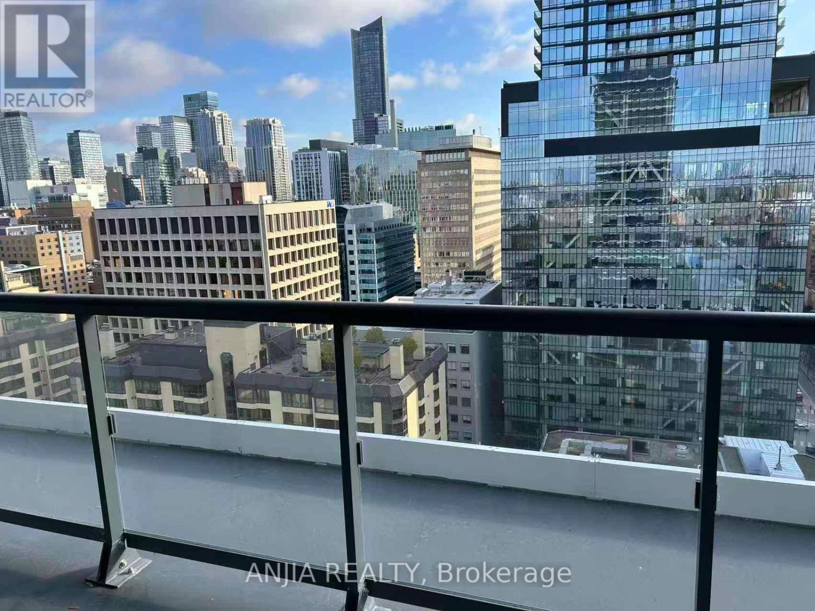 2204 - 280 Dundas Street, Toronto, Ontario  M5T 0E3 - Photo 8 - C12477387