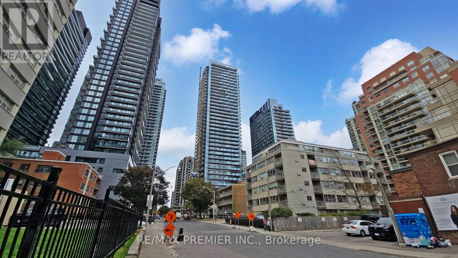 314 - 110 Broadway Avenue, Toronto, Ontario  M4P 1V7 - Photo 2 - C12477452