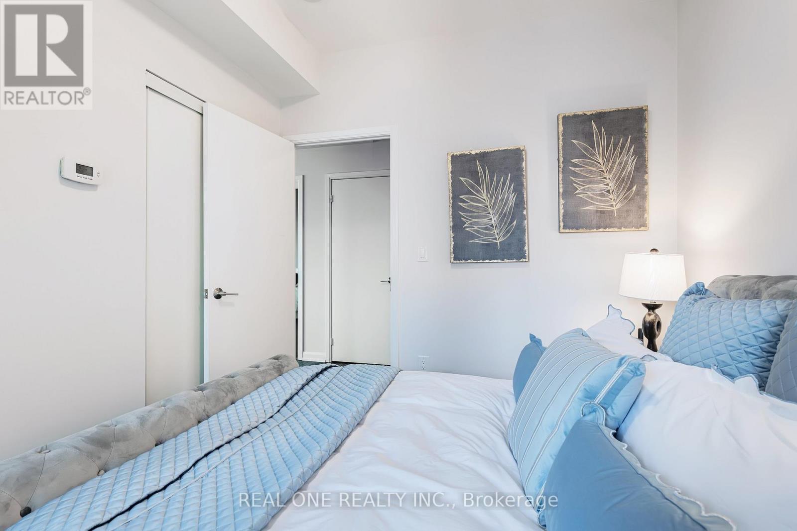 1508 - 11 Bogert Avenue, Toronto, Ontario  M2N 0H4 - Photo 9 - C12477480