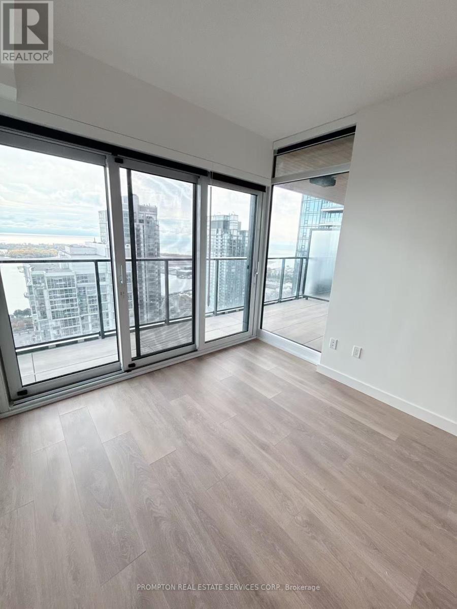 4703 - 1 Concord Cityplace Way, Toronto, Ontario  M5V 0X3 - Photo 14 - C12477484