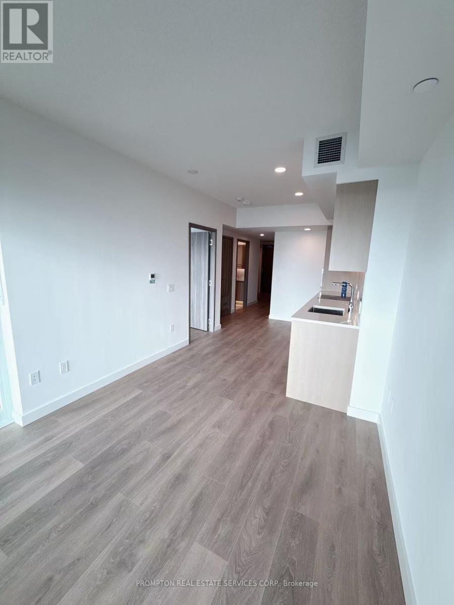 4703 - 1 Concord Cityplace Way, Toronto, Ontario  M5V 0X3 - Photo 15 - C12477484