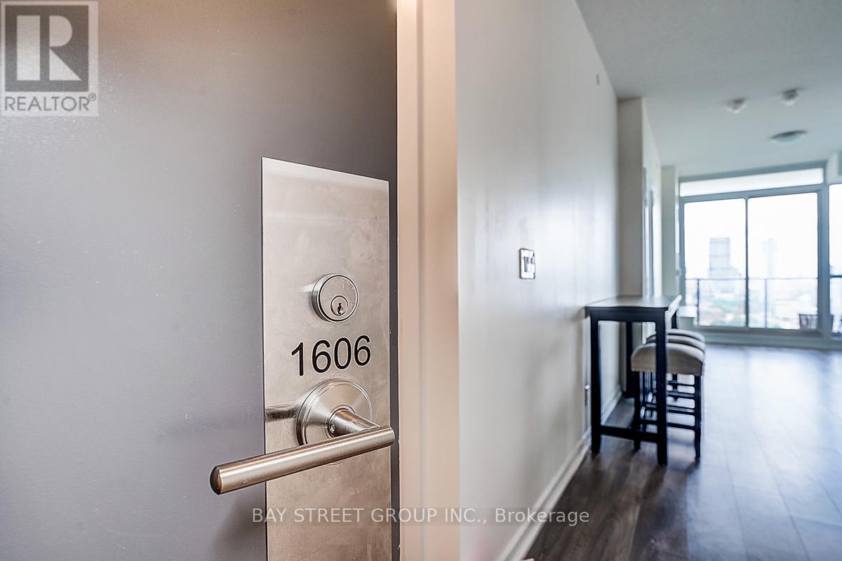 1606 - 32 Forest Manor Road, Toronto, Ontario  M2J 1M1 - Photo 6 - C12477511