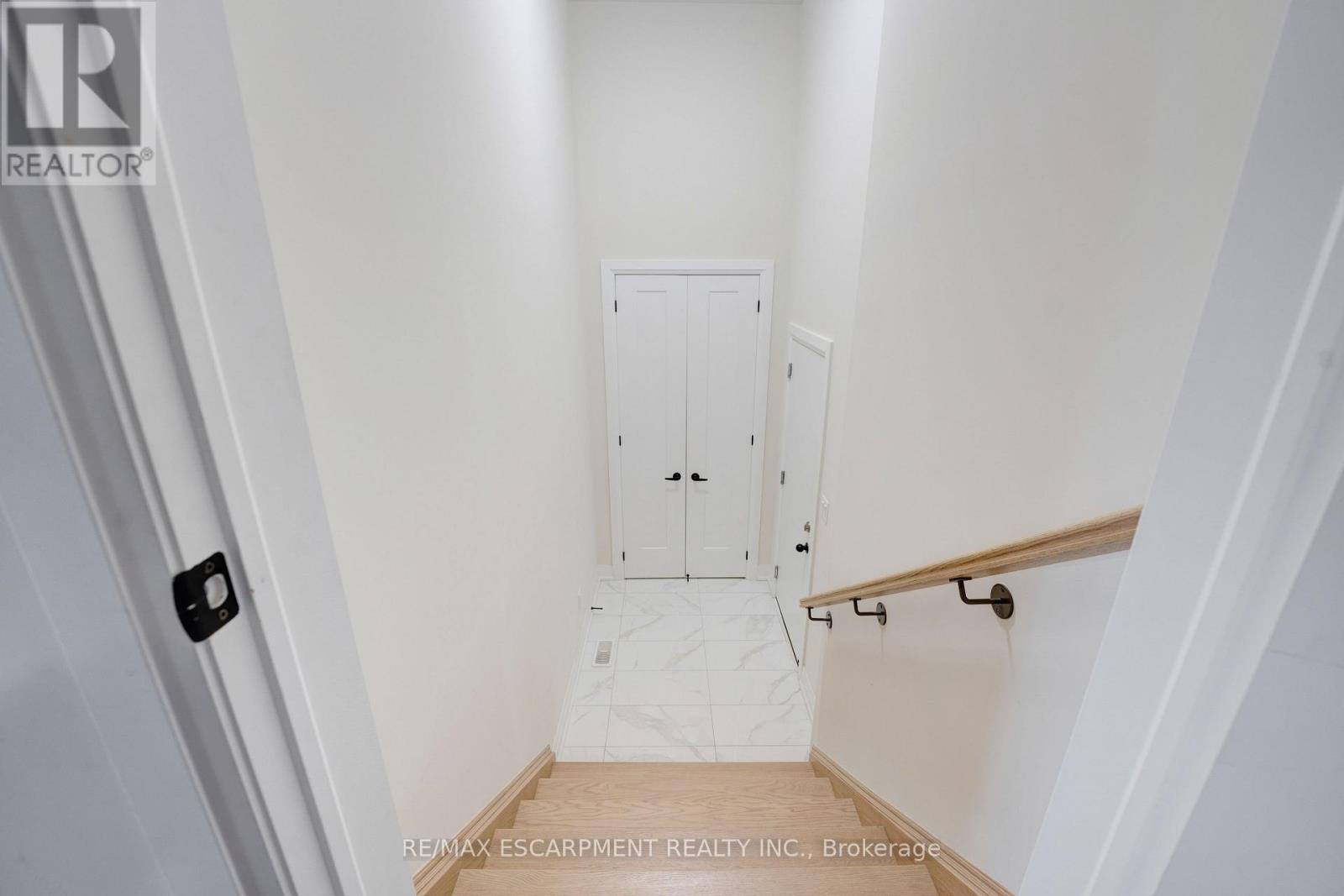 1156 Skyridge Boulevard, Pickering, Ontario  L1X 0M4 - Photo 21 - E12477390