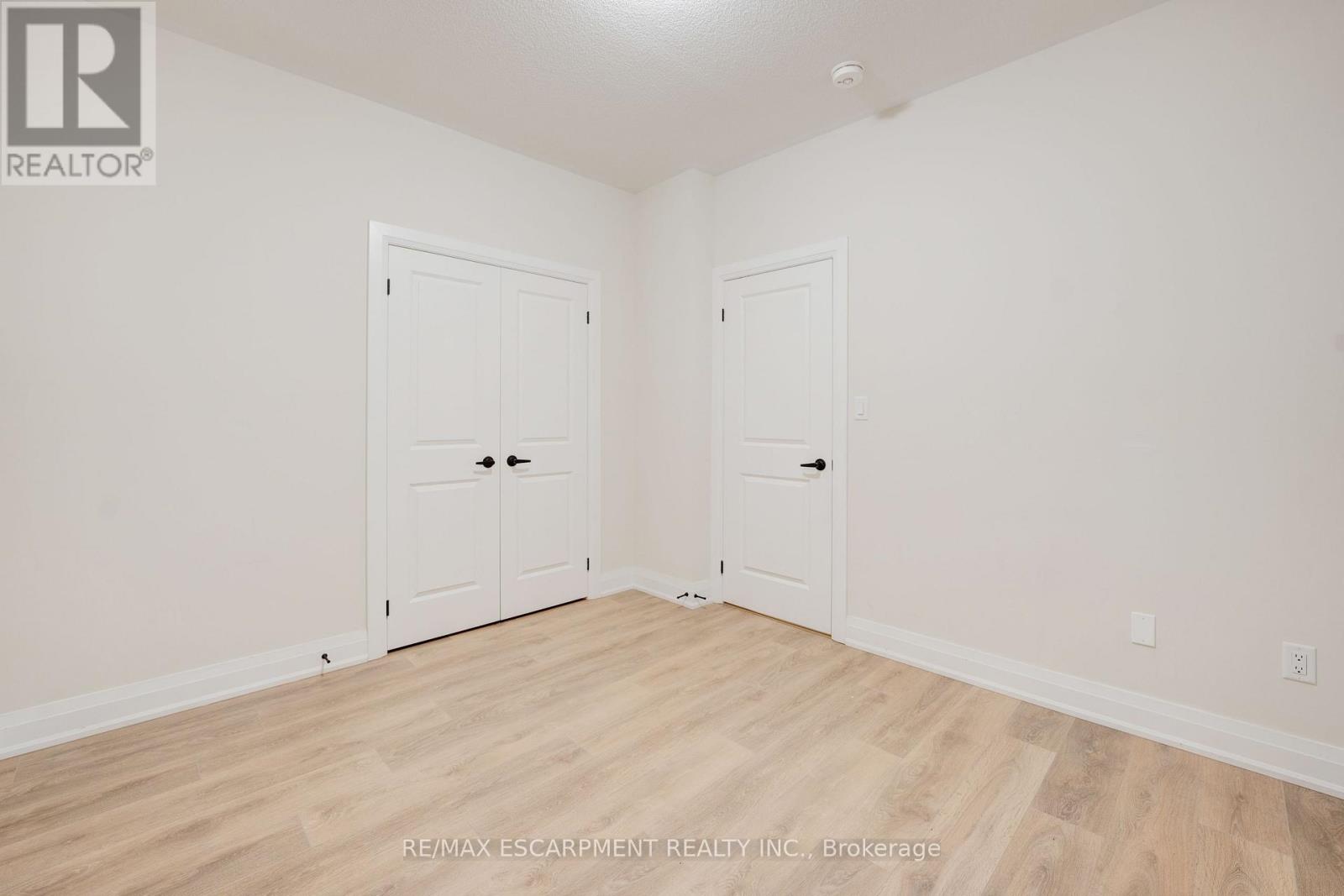 1156 Skyridge Boulevard, Pickering, Ontario  L1X 0M4 - Photo 25 - E12477390