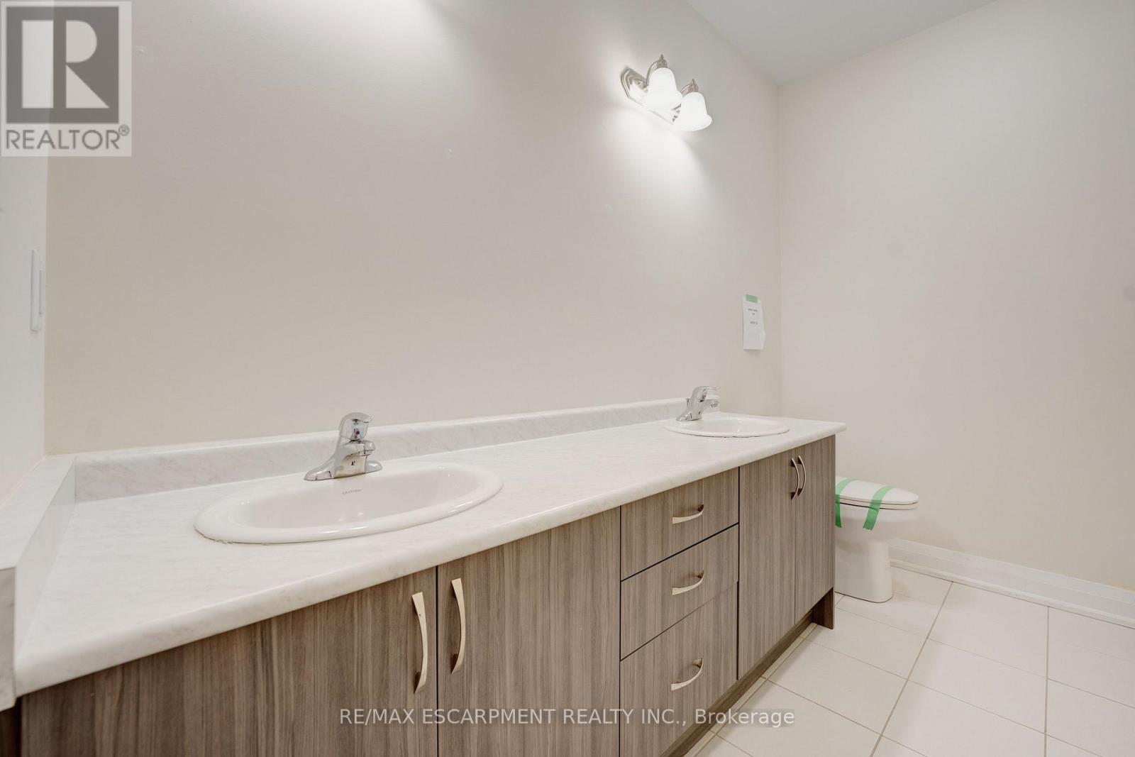 1156 Skyridge Boulevard, Pickering, Ontario  L1X 0M4 - Photo 29 - E12477390