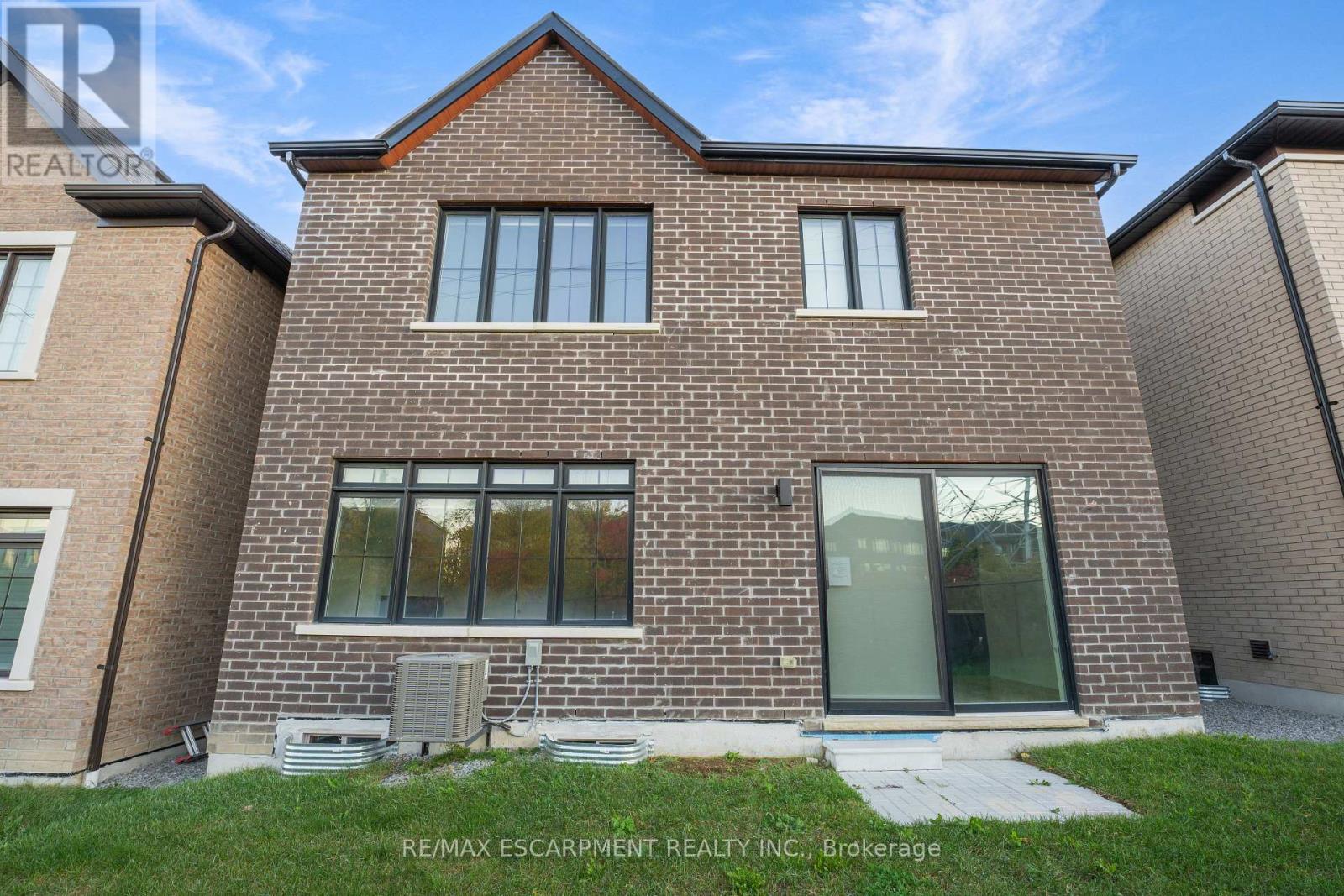 1156 Skyridge Boulevard, Pickering, Ontario  L1X 0M4 - Photo 4 - E12477390