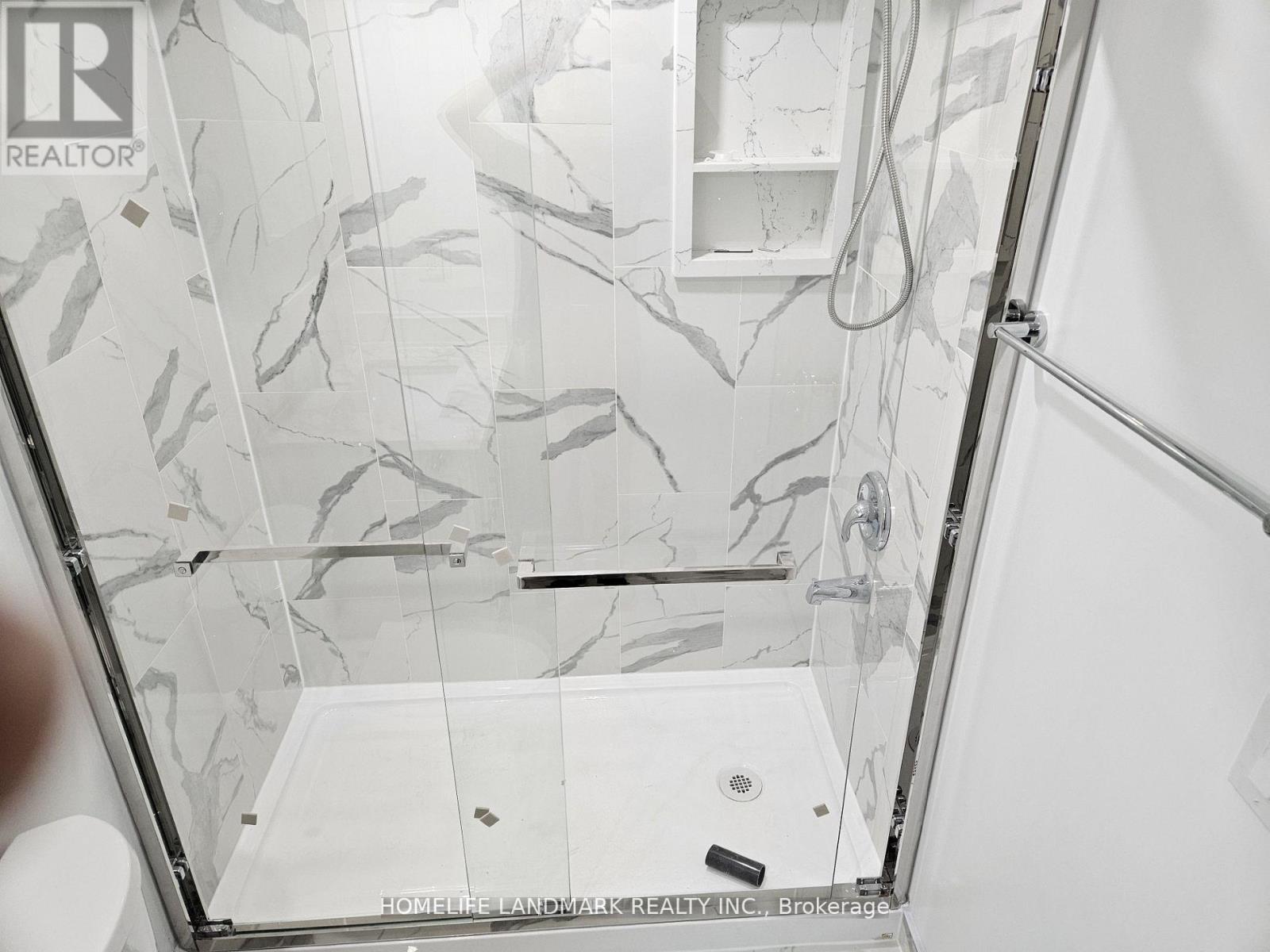 (Bsmt.) - 147 Fitzgibbon Avenue, Toronto, Ontario  M1K 4A6 - Photo 12 - E12477437